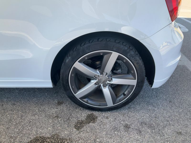 Audi A1 1.6 TDI Admired 2014 – снимка 5