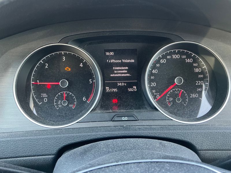 Volkswagen Golf VII 1.6 TDI Advance BlueMotion Tech 2013 – снимка 18