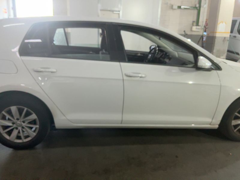 Volkswagen Golf VII 1.6 TDI Advance BlueMotion Tech 2013 – снимка 10