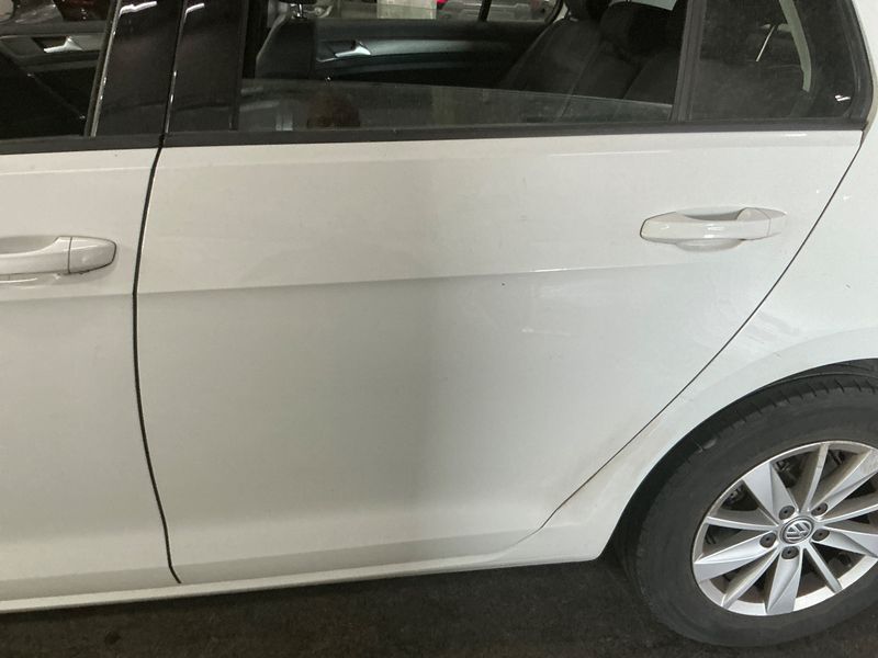 Volkswagen Golf VII 1.6 TDI Advance BlueMotion Tech 2013 – снимка 32