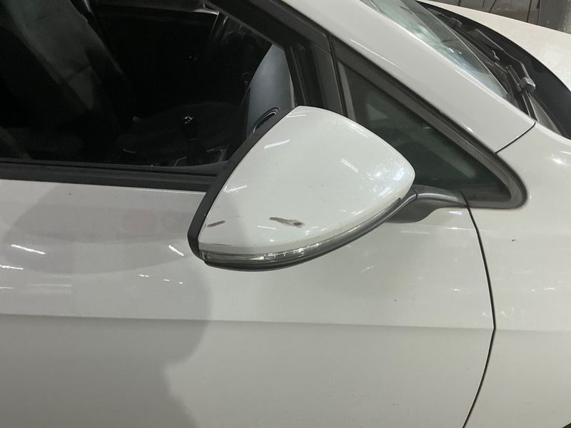 Volkswagen Golf VII 1.6 TDI Advance BlueMotion Tech 2013 – снимка 27
