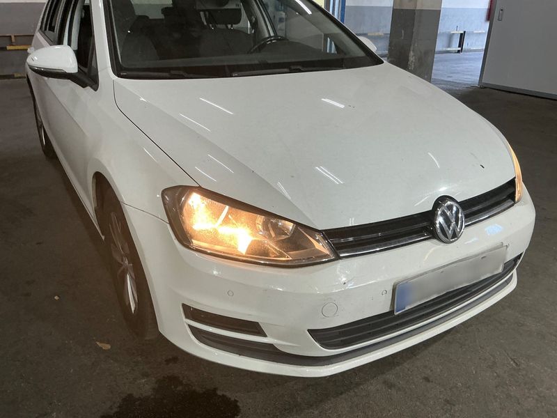 Volkswagen Golf VII 1.6 TDI Advance BlueMotion Tech 2013 – снимка 35