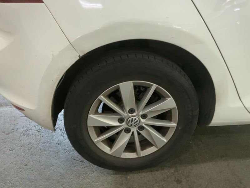 Volkswagen Golf VII 1.6 TDI Advance BlueMotion Tech 2013 – снимка 9