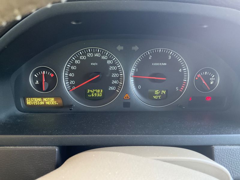 Volvo XC90 2.4 D5 Momentum 2007 – снимка 4