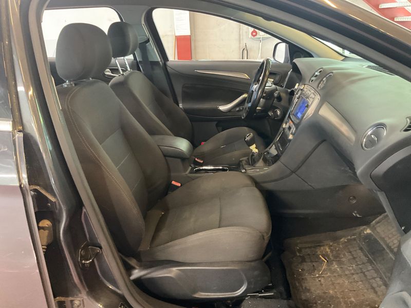 Ford Mondeo 2.0 TDCi Titanium 2008 – снимка 3