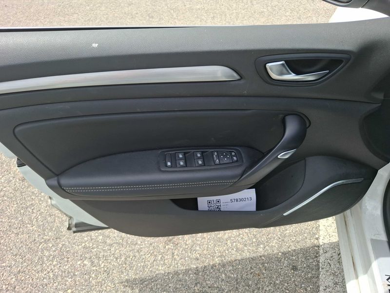 Renault Megane 1.6 dCi Energy Intens 2017 – снимка 32