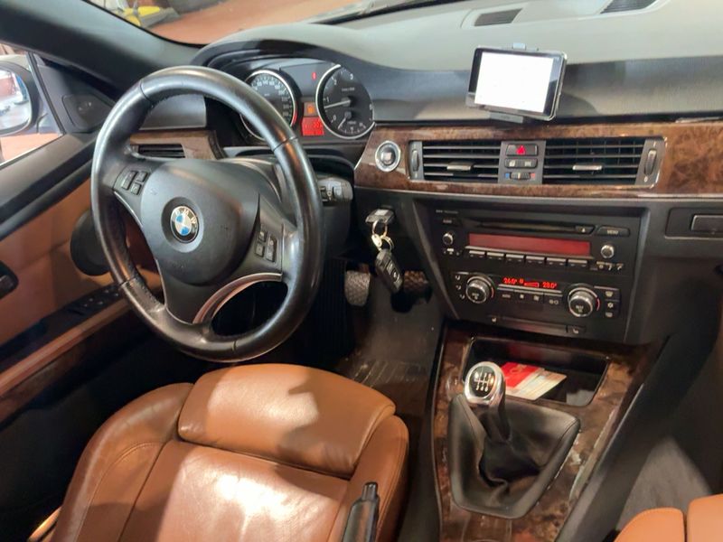 BMW 3er 330d 2009 – снимка 12