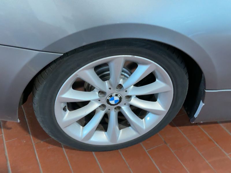 BMW 3er 330d 2009 – снимка 18