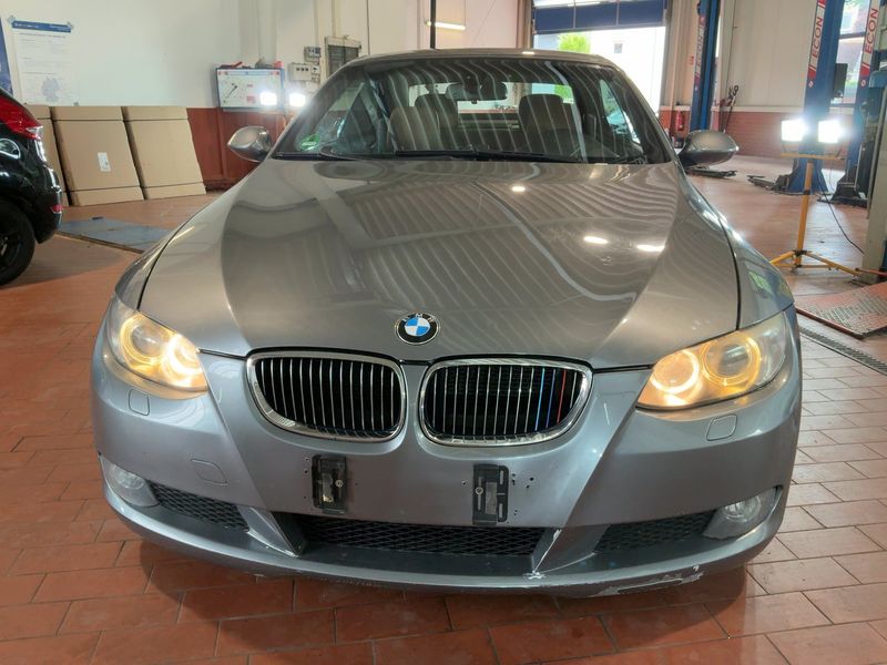 BMW 3er 330d 2009 – снимка 9