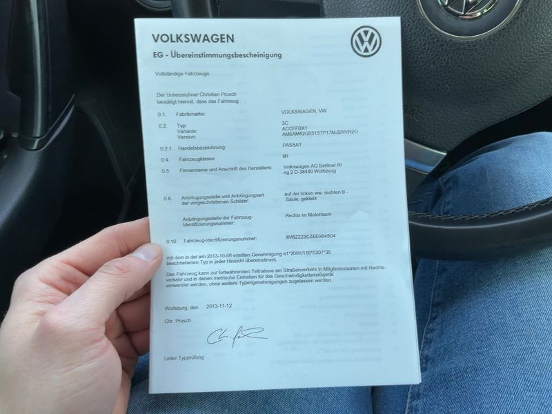 Volkswagen Passat 2.0 TDI Comfortline 4Motion BlueMotion Tech 2013 – снимка 16