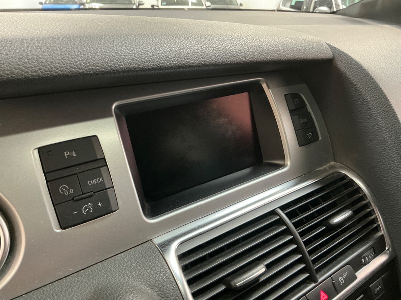 Audi Q7 3.0 V6 TDI quattro 2013 – снимка 37