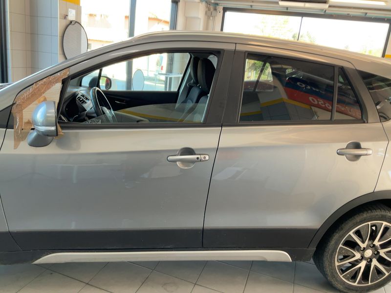 Suzuki SX4 S-Cross 1.6 DDiS Easy 2WD 2014 – снимка 4