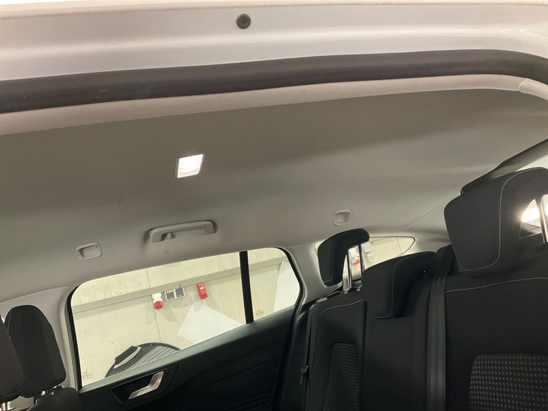 Ford Focus 1.5 TDCi EcoBlue Cool&Connect 2020 – снимка 44