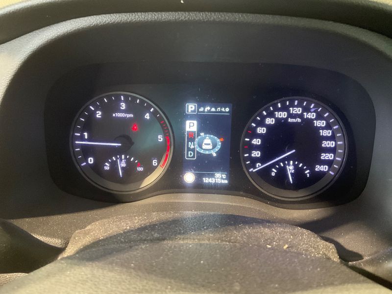 Hyundai Tucson 2.0 CRDi Xpossible 4WD 2016 – снимка 18