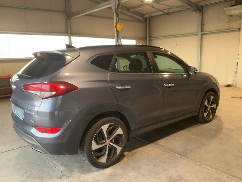 Hyundai Tucson 2.0 CRDi Xpossible 4WD 2016 – снимка 8