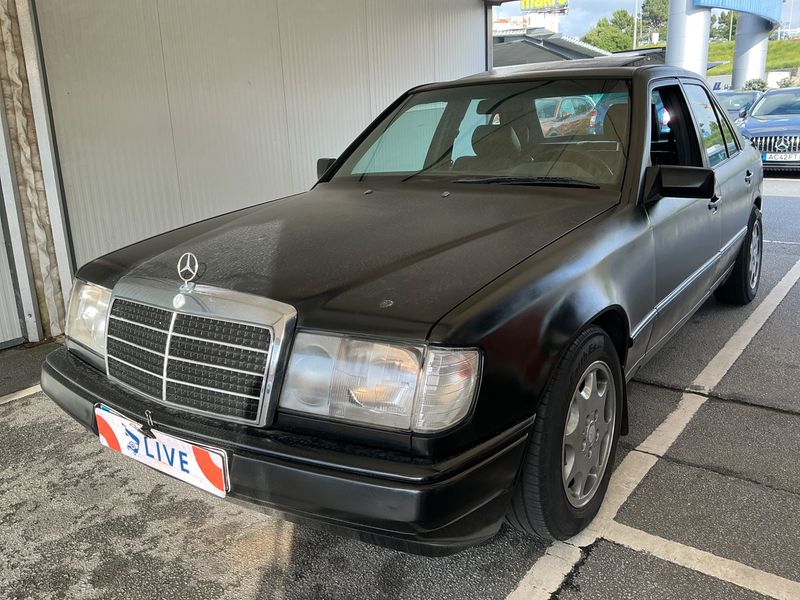 Mercedes-Benz E-Klasse D 200 1985 – снимка 1