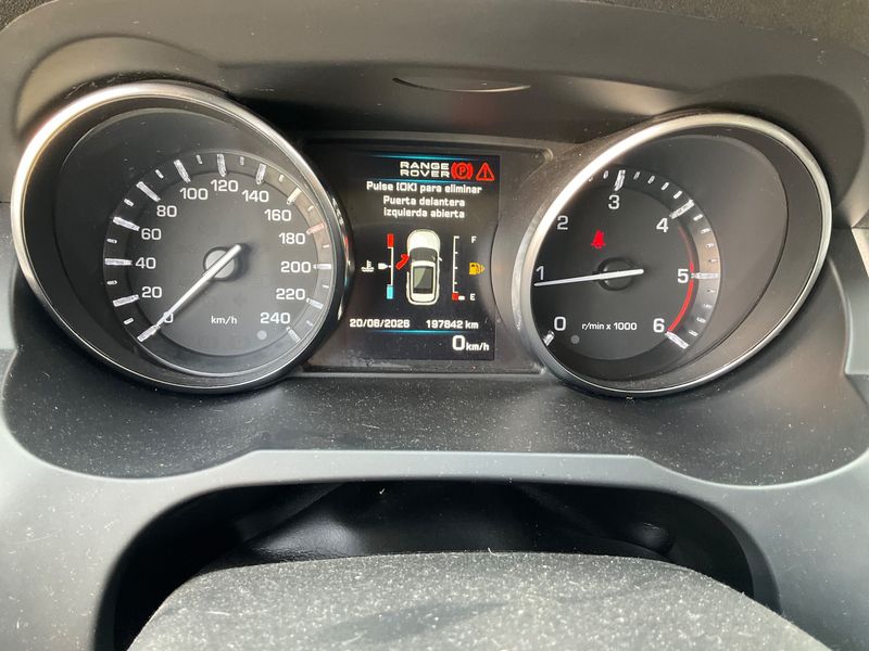 Land Rover Evoque 2.2 Td4 Pure 2013 – снимка 18