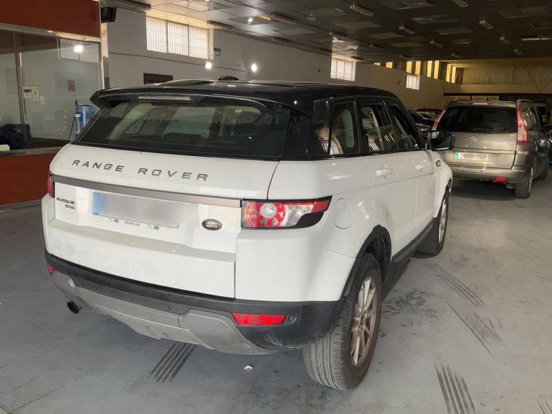 Land Rover Evoque 2.2 Td4 Pure 2013 – снимка 8