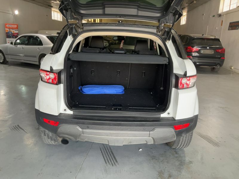 Land Rover Evoque 2.2 Td4 Pure 2013 – снимка 15