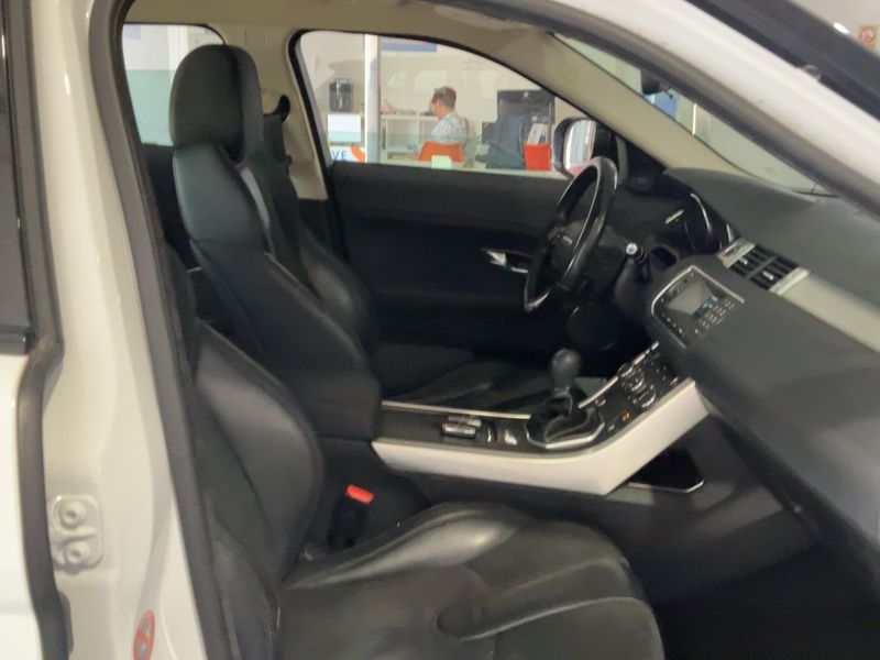 Land Rover Evoque 2.2 Td4 Pure 2013 – снимка 16