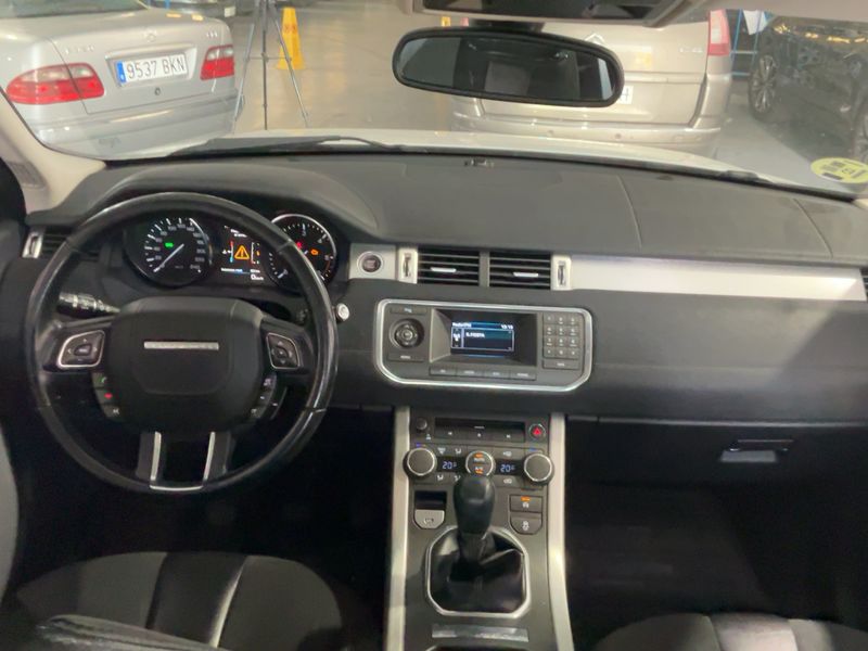 Land Rover Evoque 2.2 Td4 Pure 2013 – снимка 17