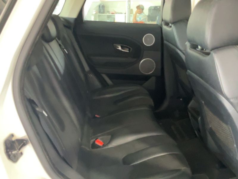 Land Rover Evoque 2.2 Td4 Pure 2013 – снимка 19