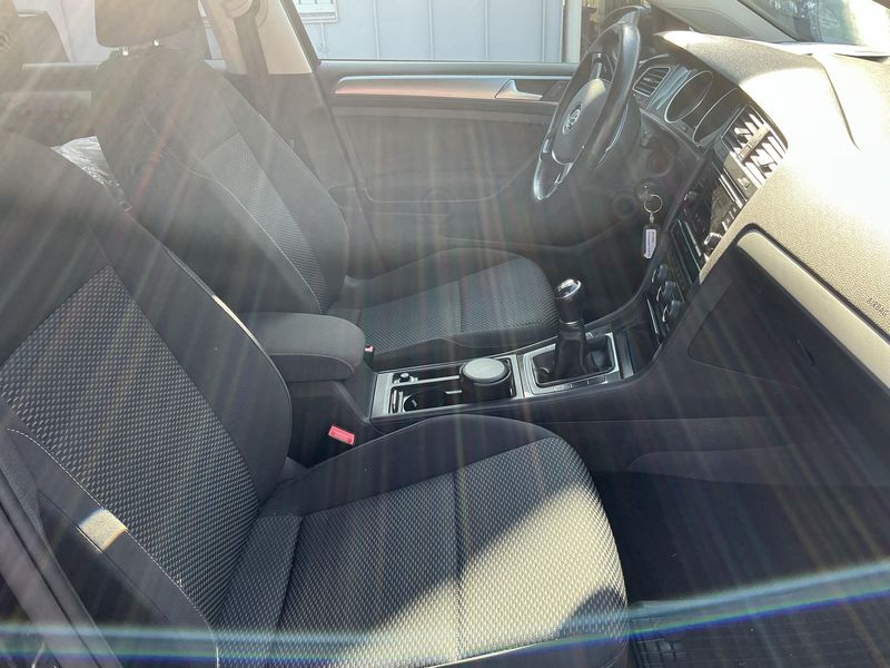 Volkswagen Golf VII 1.0 TSI Trendline BlueMotion Tech 2018 – снимка 17