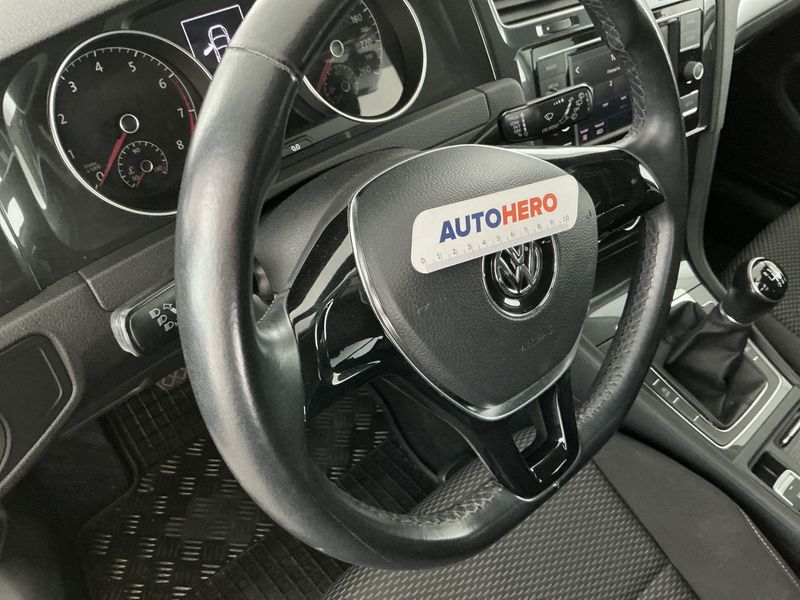 Volkswagen Golf VII 1.0 TSI Trendline BlueMotion Tech 2018 – снимка 47