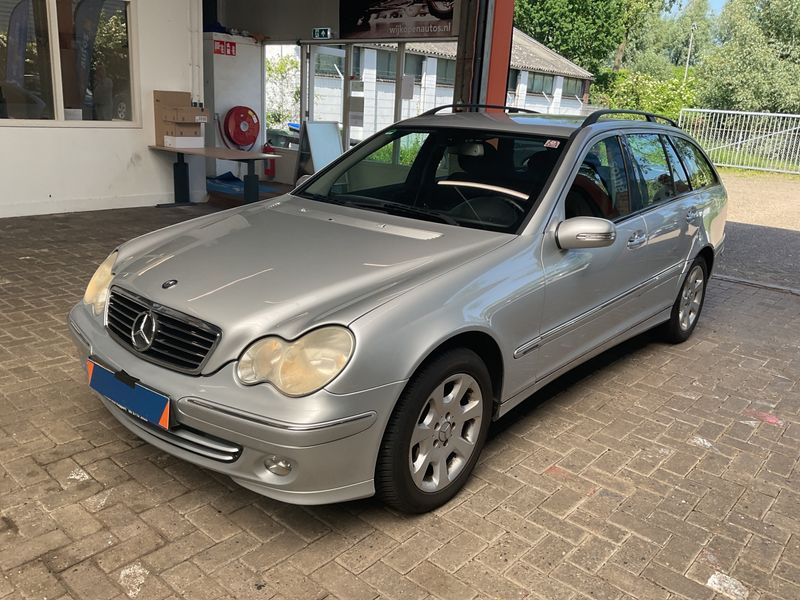 Mercedes-Benz C-Klasse C 220 CDI T Elegance 2006 – снимка 1