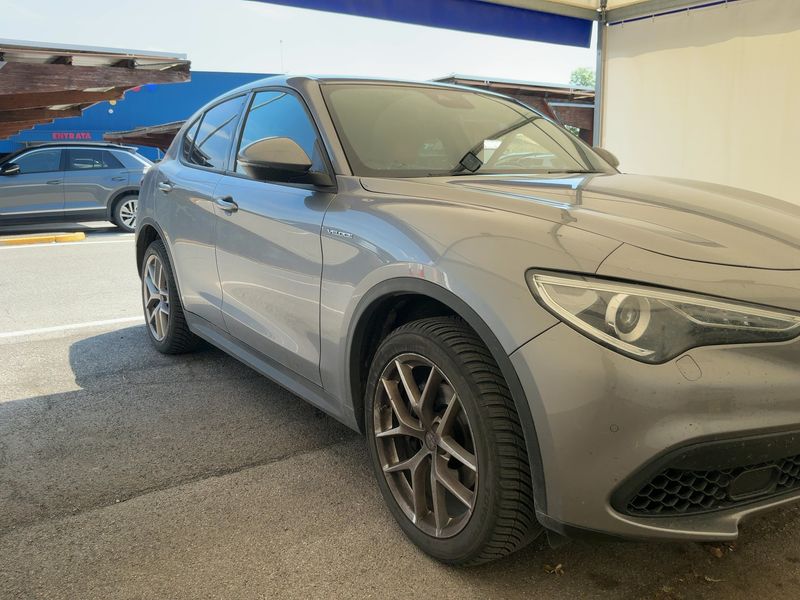 Alfa Romeo Stelvio 2.0 Turbo Executive Q4 2018 – снимка 12