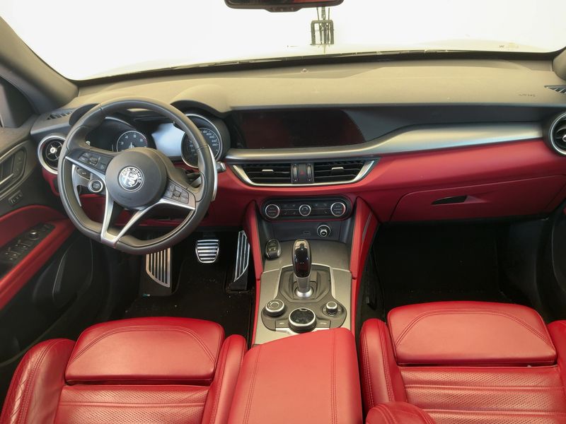 Alfa Romeo Stelvio 2.0 Turbo Executive Q4 2018 – снимка 17