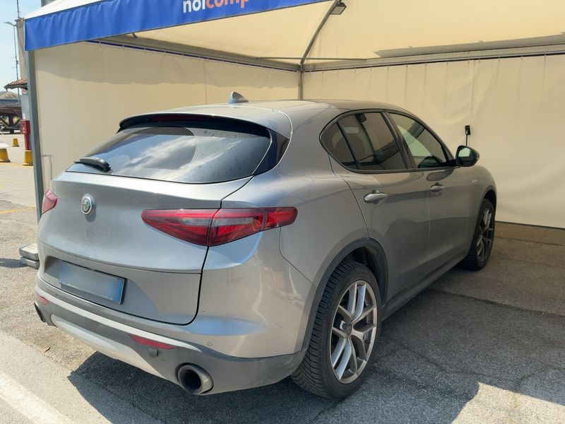 Alfa Romeo Stelvio 2.0 Turbo Executive Q4 2018 – снимка 8