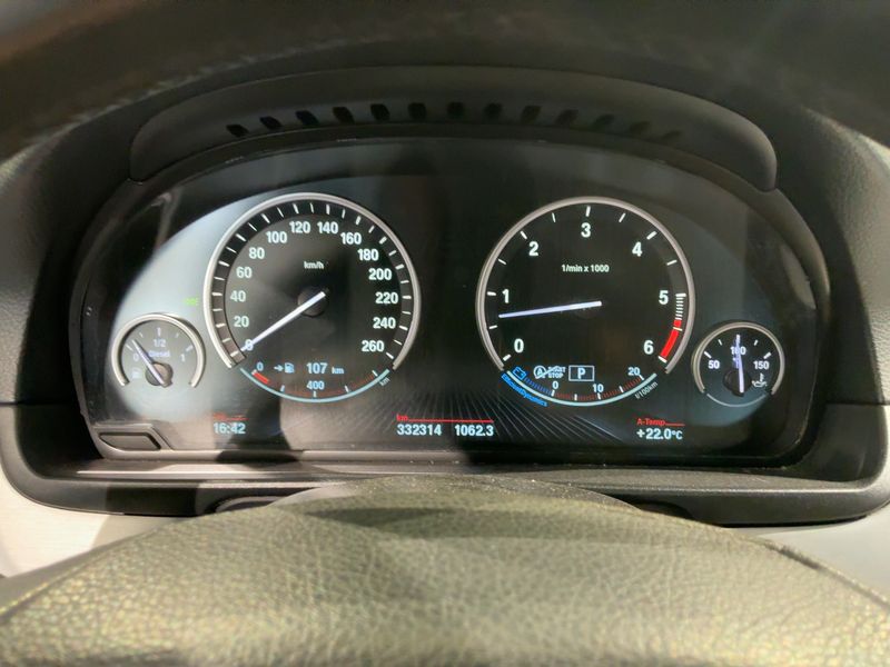BMW 5er 530d xDrive 2013 – снимка 13
