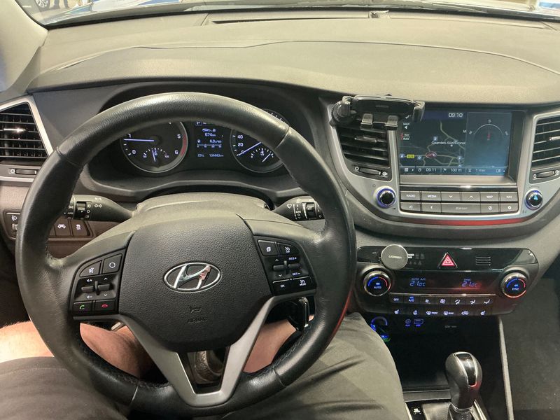 Hyundai Tucson 1.7 CRDi Classic blue 2WD 2018 – снимка 18