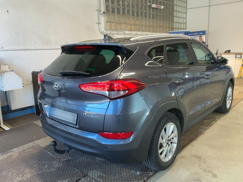 Hyundai Tucson 1.7 CRDi Classic blue 2WD 2018 – снимка 8