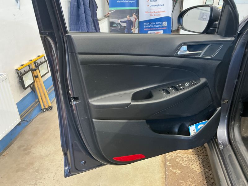 Hyundai Tucson 1.7 CRDi Classic blue 2WD 2018 – снимка 31