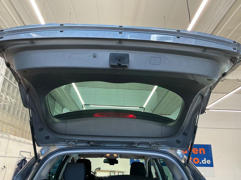 Hyundai Tucson 1.7 CRDi Classic blue 2WD 2018 – снимка 33