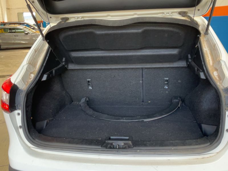 Nissan Qashqai 1.5 Turbodiesel 360 2014 – снимка 15
