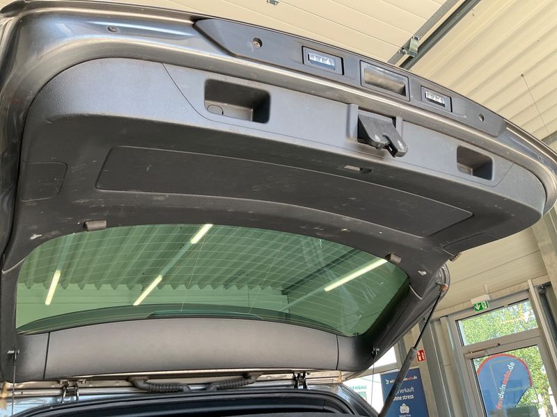 Volkswagen Tiguan 2.0 TDI CityScape 4Motion BlueMotion Tech 2015 – снимка 23