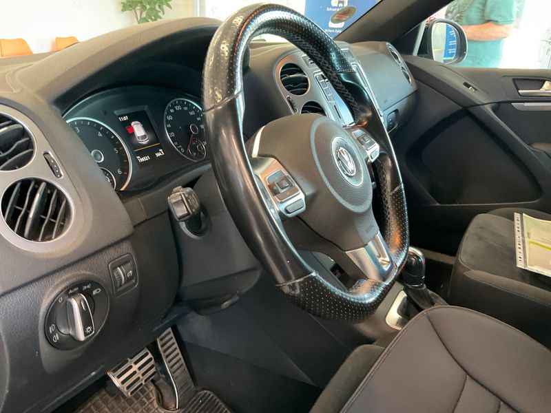 Volkswagen Tiguan 2.0 TDI CityScape 4Motion BlueMotion Tech 2015 – снимка 26