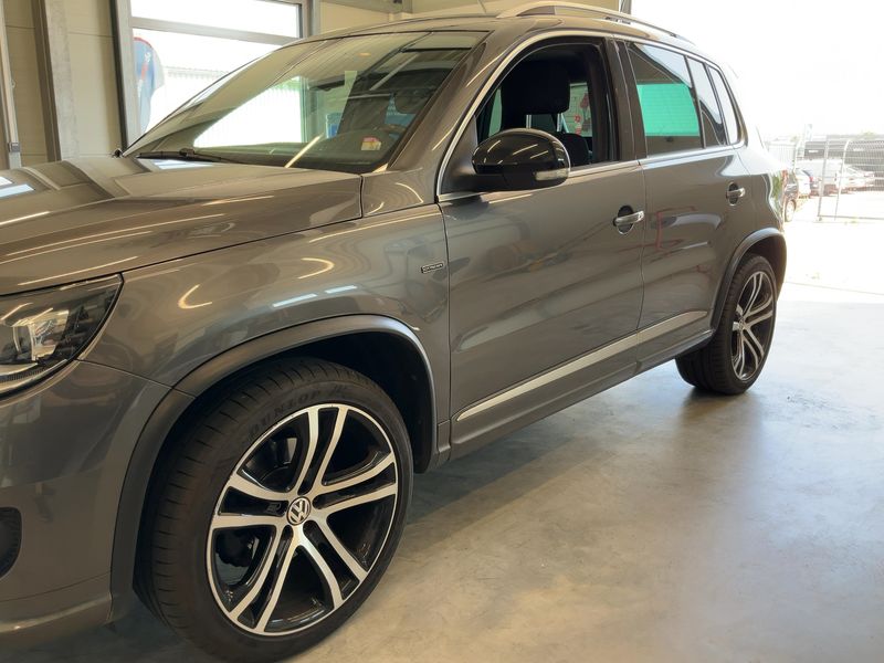 Volkswagen Tiguan 2.0 TDI CityScape 4Motion BlueMotion Tech 2015 – снимка 2