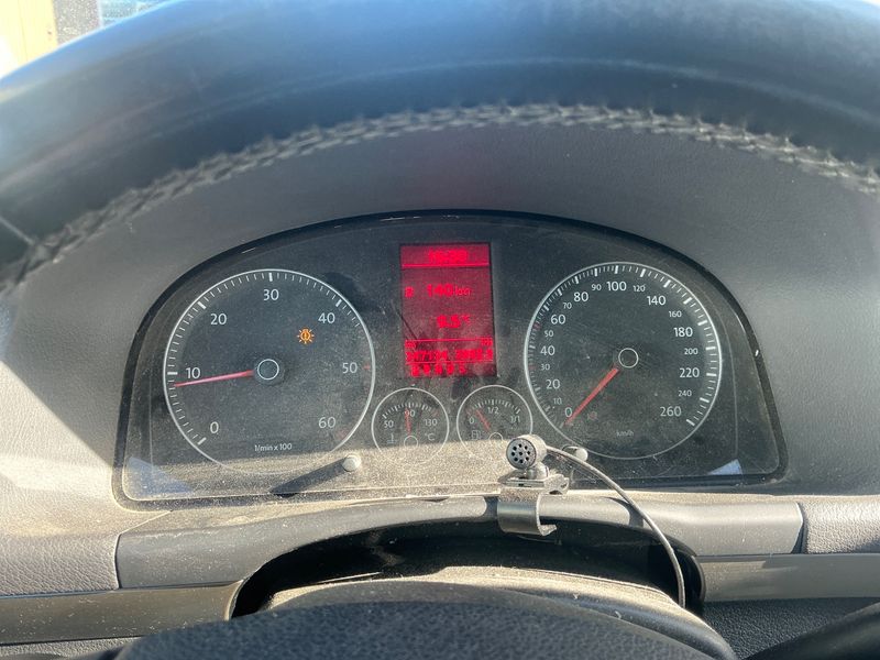 Volkswagen Touran 2.0 TDI United 2008 – снимка 4