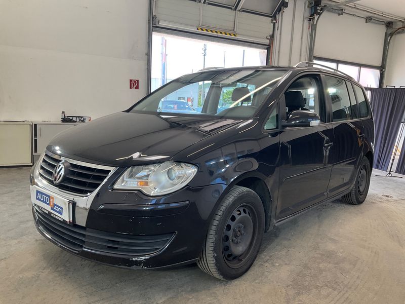 Volkswagen Touran 1.9 TDI Trendline 2007 – снимка 1