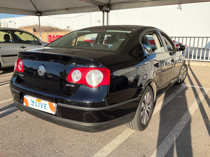 Volkswagen Passat 2.0 TDI Edition 2008 – снимка 2