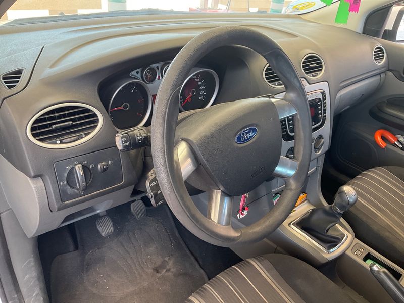 Ford Focus 1.6 TDCi Trend 2010 – снимка 25