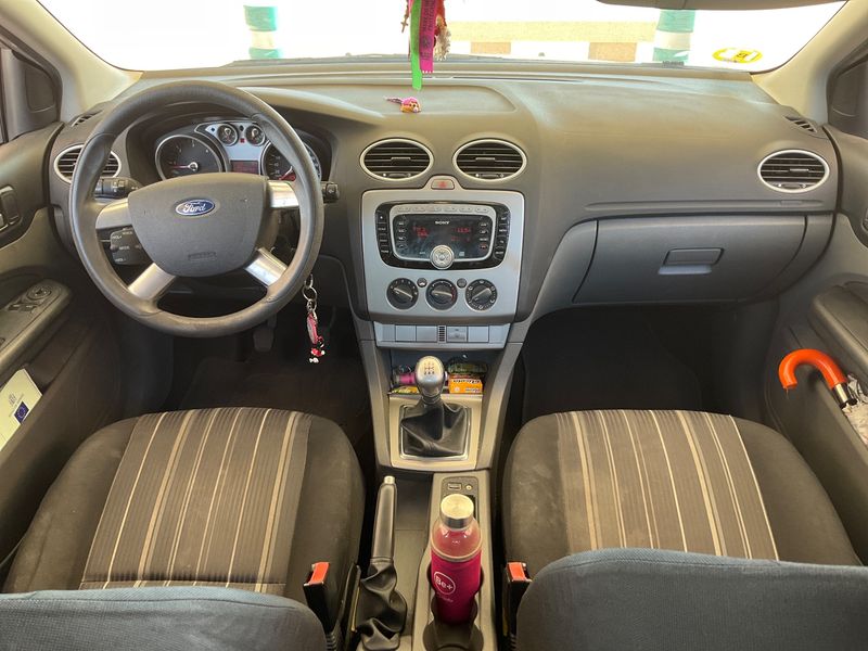 Ford Focus 1.6 TDCi Trend 2010 – снимка 17