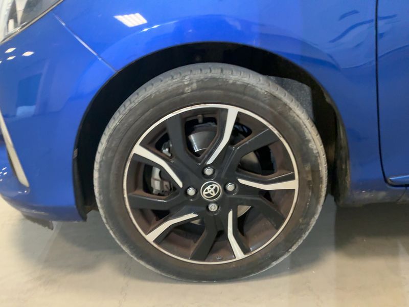 Toyota Yaris 1.5 Hybrid Collection 2018 – снимка 3