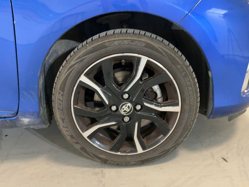 Toyota Yaris 1.5 Hybrid Collection 2018 – снимка 11