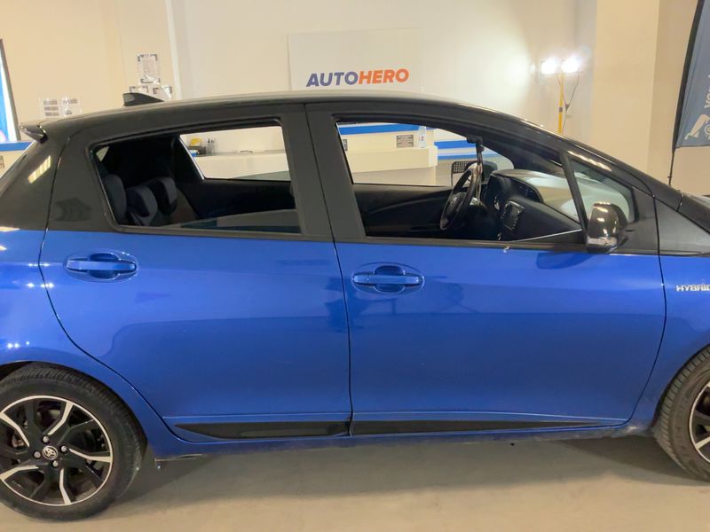 Toyota Yaris 1.5 Hybrid Collection 2018 – снимка 10