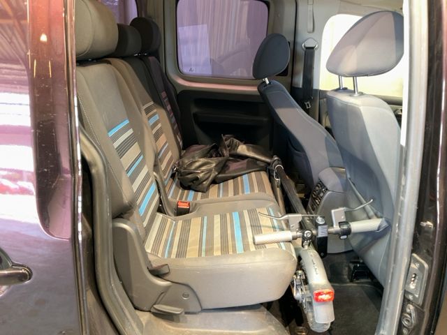 Volkswagen Caddy 1.6 TDI Maxi Roncalli 2012 – снимка 20